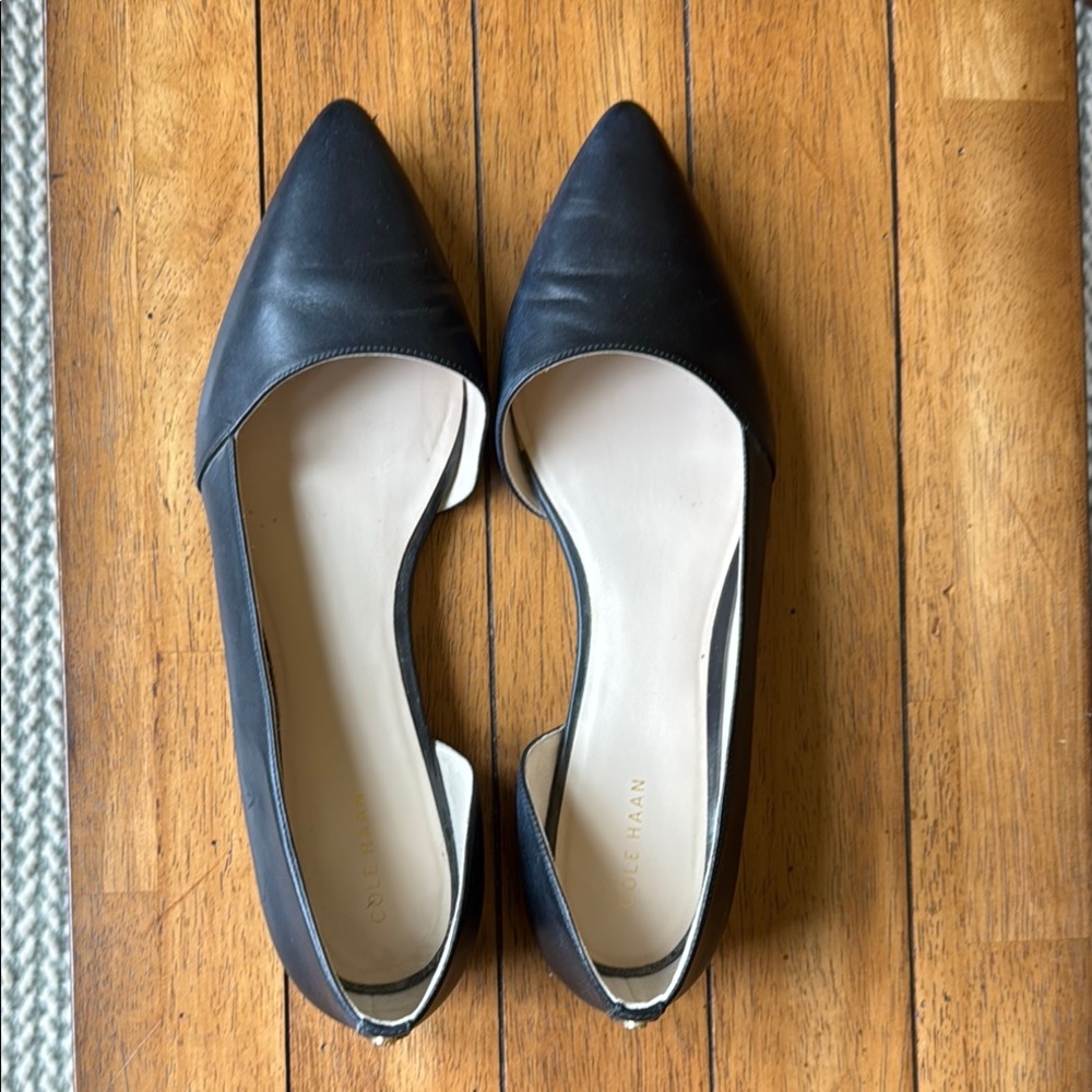 Black Cole Haan flats size 10.5B